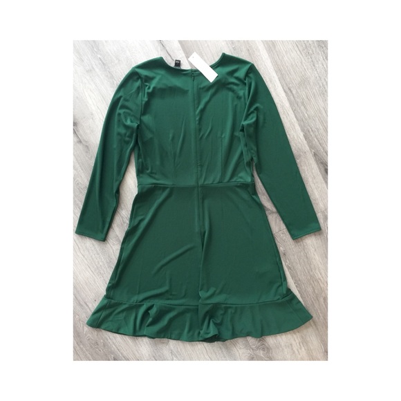 Ann Taylor • Ruffle Detail Dress - Picture 3 of 5